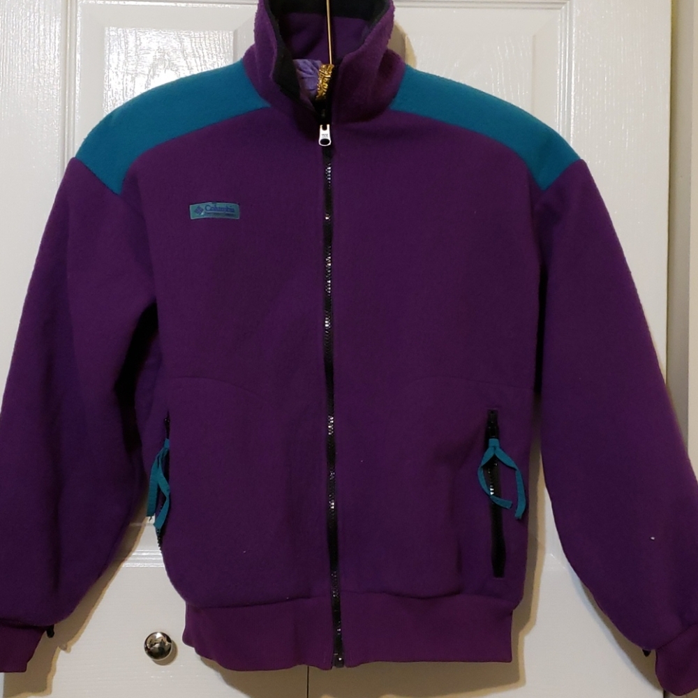 Ladies size med. Vintage Columbia fleece jacket